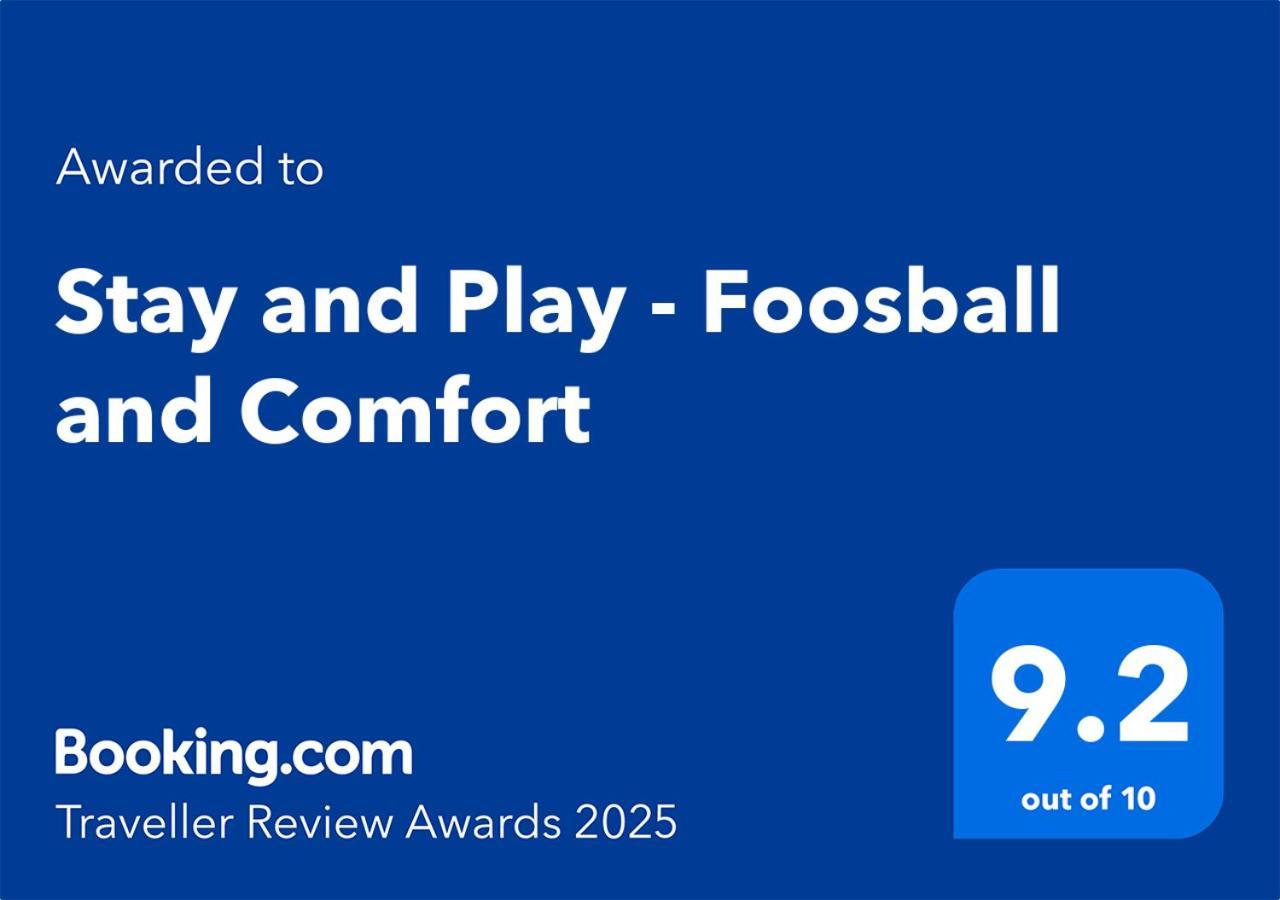 Stay And Play - Foosball And Comfort Sofia Esterno foto